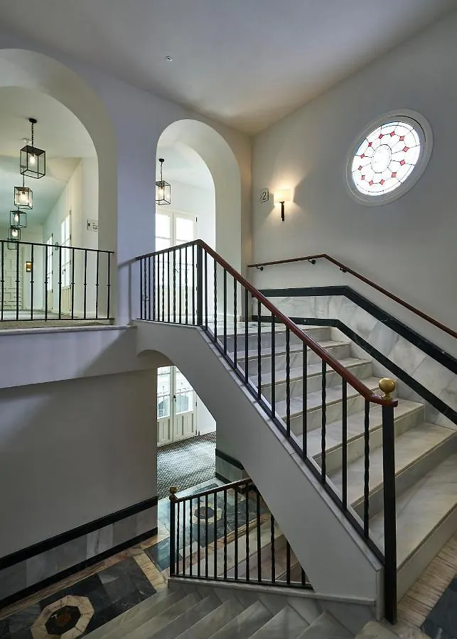 Vincci Molviedro Hotel Seville 4*,